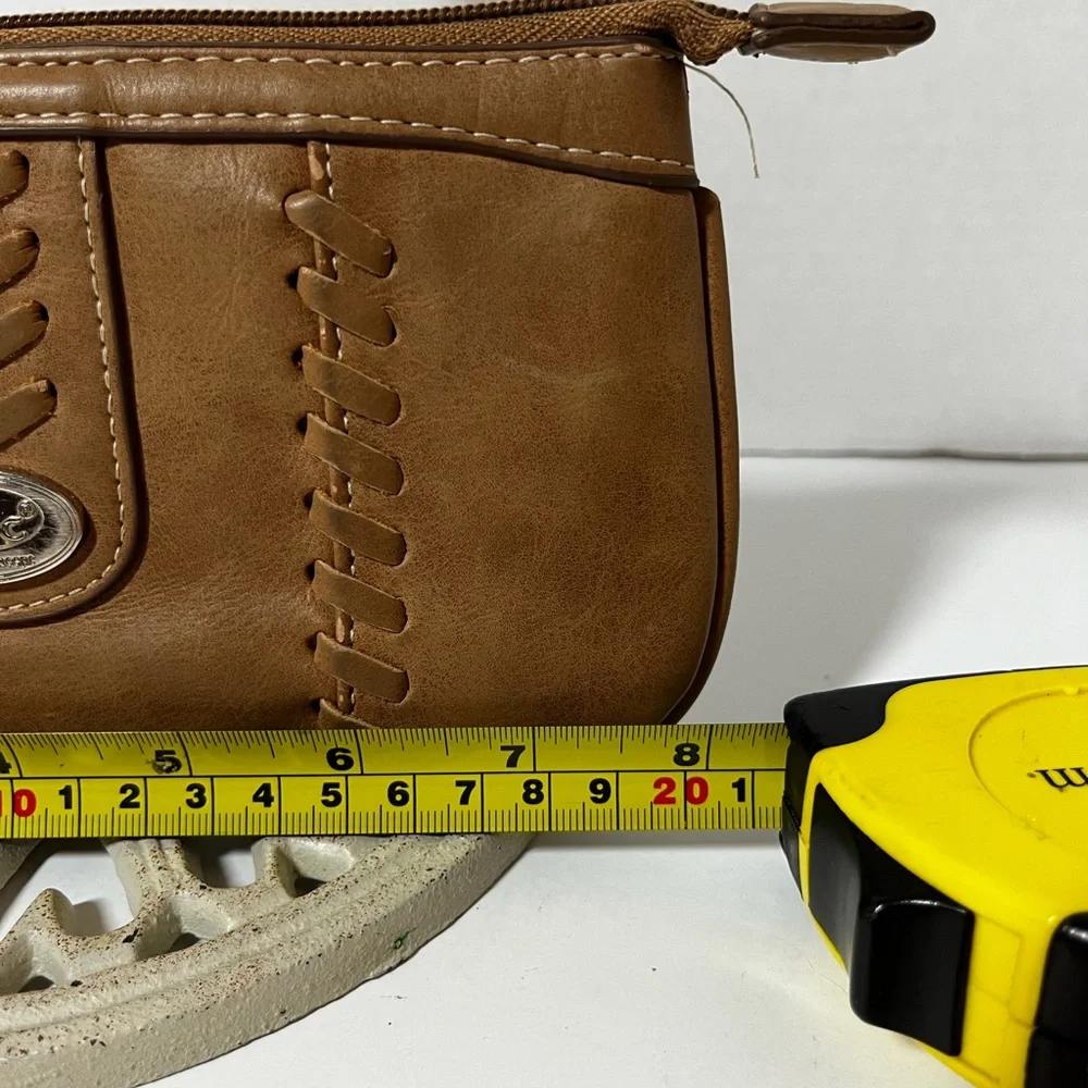 Boc zip top clutch/wallet
